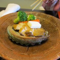 別料金のアワビのステーキは絶品