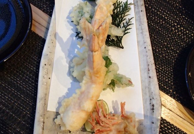 見晴らしの良い景色と美味しい天ぷら料理