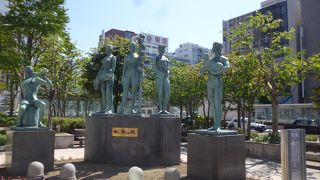 ハトがカワイイ