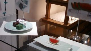 和菓子がなんだか新鮮です。