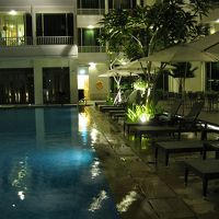 ２０m角くらいの広いプールがあります。