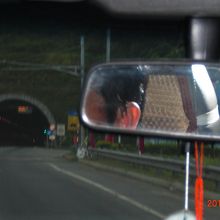 トンネルの入り口