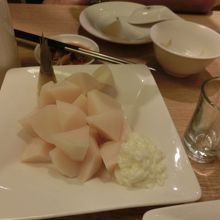 夏限定たけのこサラダ