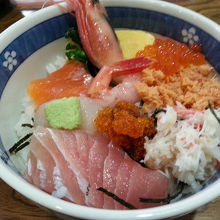 ワンコイン海鮮丼