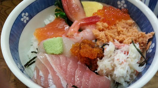 ワンコインで海鮮丼