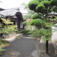 大名などが入ることが許された門