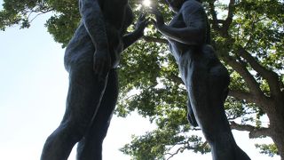 ロマンチックな湖畔です