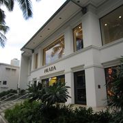 プラダ (ワイキキ店) クチコミ・アクセス・営業時間|ホノルル プラダ (ワイキキ店) クチコミ・アクセス・営業時間|ホノルル