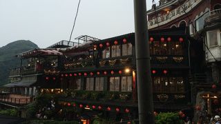 エキゾチックな町ですが臭いが。