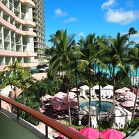 タワーオーシャンフロントからの風景、夕方にはハワイアンが