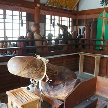 奉納されているたくさんのち〇こ・・・