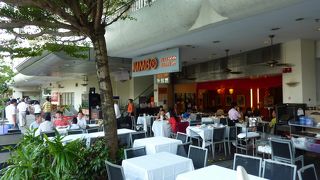 ここのチリクラブはシンガポールの味の一つです