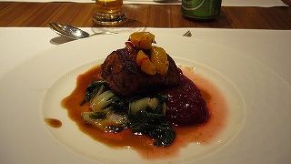 ファーストクラスラウンジ。相当快適です