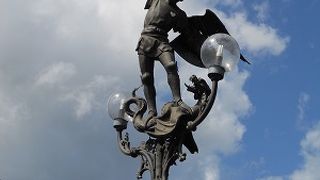 レイエ川にかかっています