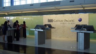 サテライト側にあるファースト/ビジネスラウンジ