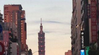 市内のどこからでもよく見える。