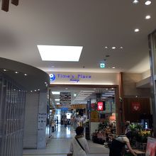 駅ナカショッピングモール
