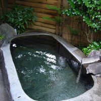 石の部屋付き露天風呂