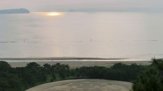 公共機関で行くには☆