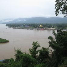 ゴールデントライアングル (黄金の三角地帯)