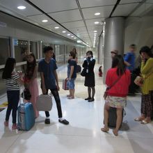 スワプンナーム空港駅