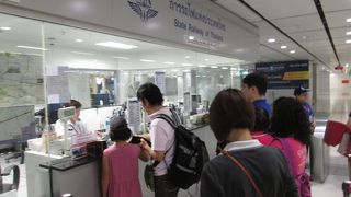 日中も１０分に１本の運行