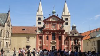 プラハ城内の教会