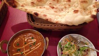 本日のカレー　ランチは800円