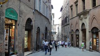 中世の雰囲気が漂う