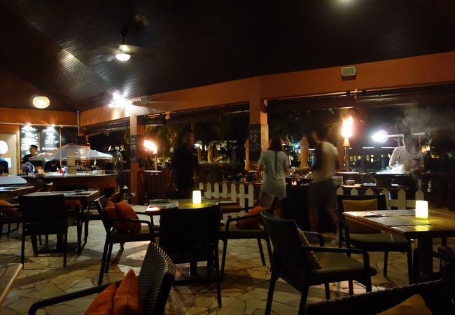 サテの食べ放題