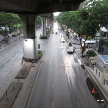 ラチャダムリ駅 (BTS)