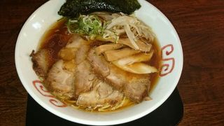 見た目も、味も綺麗にまとまってます　月曜定休