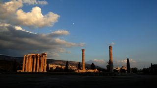 夕日に照らされた一期一会の絶景（ゼウス神殿）