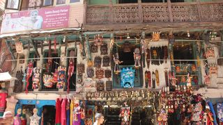 活気あふれる広場