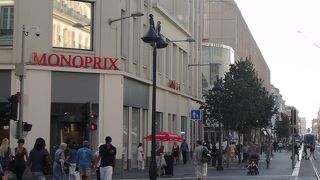 品揃えが豊富！