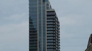 高級ショピングモールの老舗です