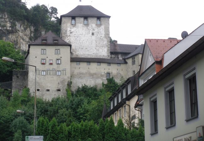 お城からの眺めは最高、内部は郷土博物館です。