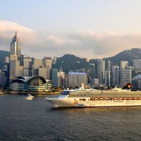 窓からの景色。スーパースターVIRGOの客船も見えました。