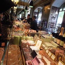 テイクアウトコーナーの商品