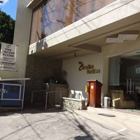 エントランス、ちょっとわかりにくい場所です