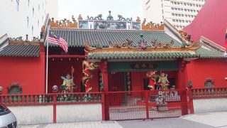 華人いるところに関帝廟 あり