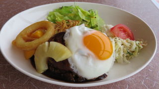 朝乗継便には都合が良いカフェ