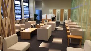 白を基調にした綺麗な空間でした。