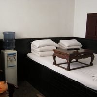 部屋が無くて１番安い部屋に宿泊。暖かくて快適でした