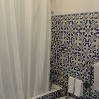 バスタブもちゃんとあるぜ〜。