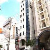 入り口が小さいので隣のホテルと間違わないように