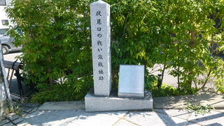 今は激戦の石碑だけが残っています！