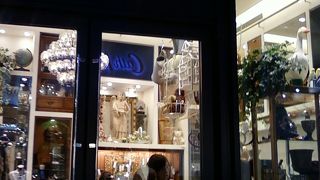 何度でも行ってみたくなる店です。