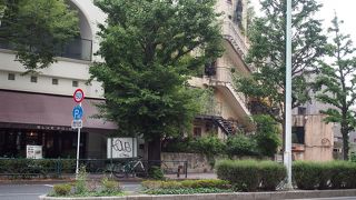 確かに高級外車が多いかも