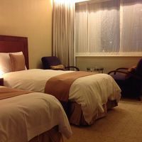 ツインのシングルユーズをしましたが、広さは十分です。